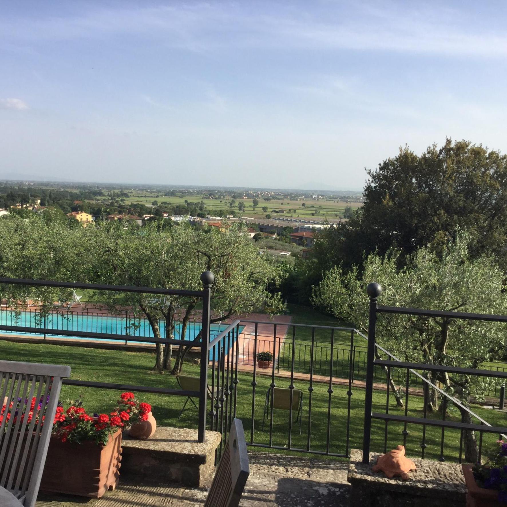 Agriturismo Borgo Tra Gli Olivi Castiglion Fiorentino Extérieur photo