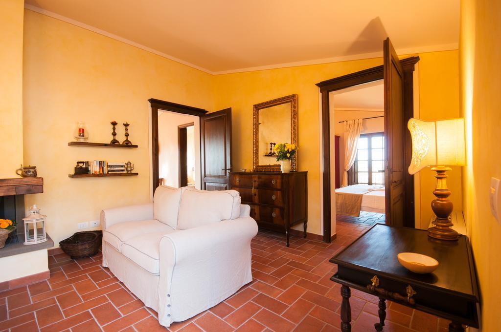 Agriturismo Borgo Tra Gli Olivi Castiglion Fiorentino Extérieur photo
